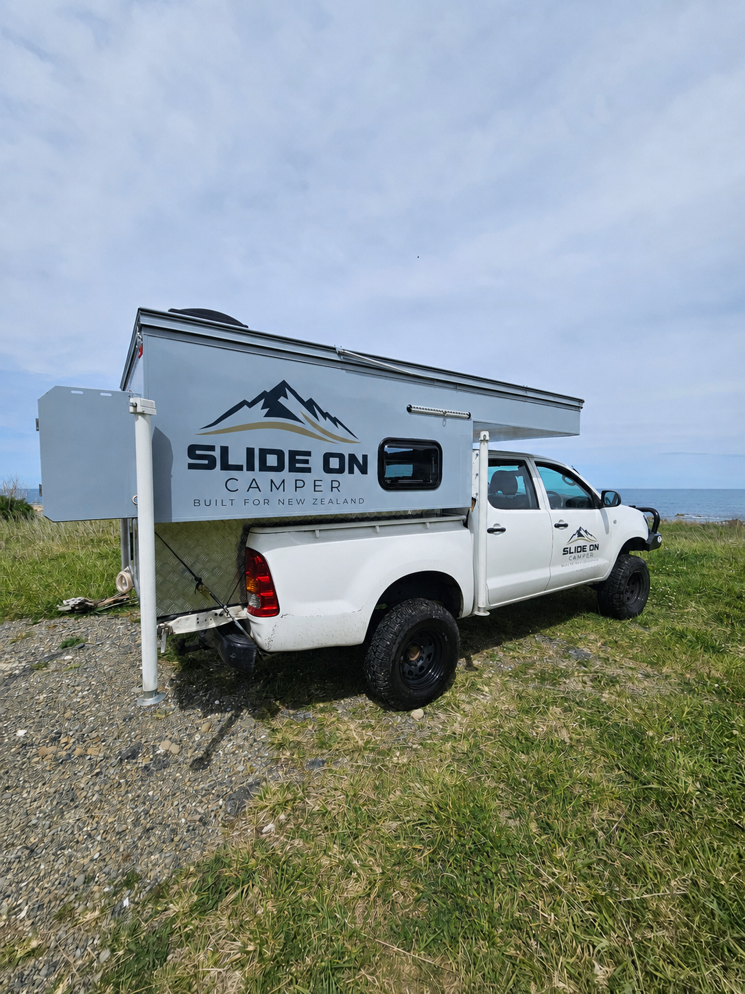 Pop-top Slide On Camper exterior
